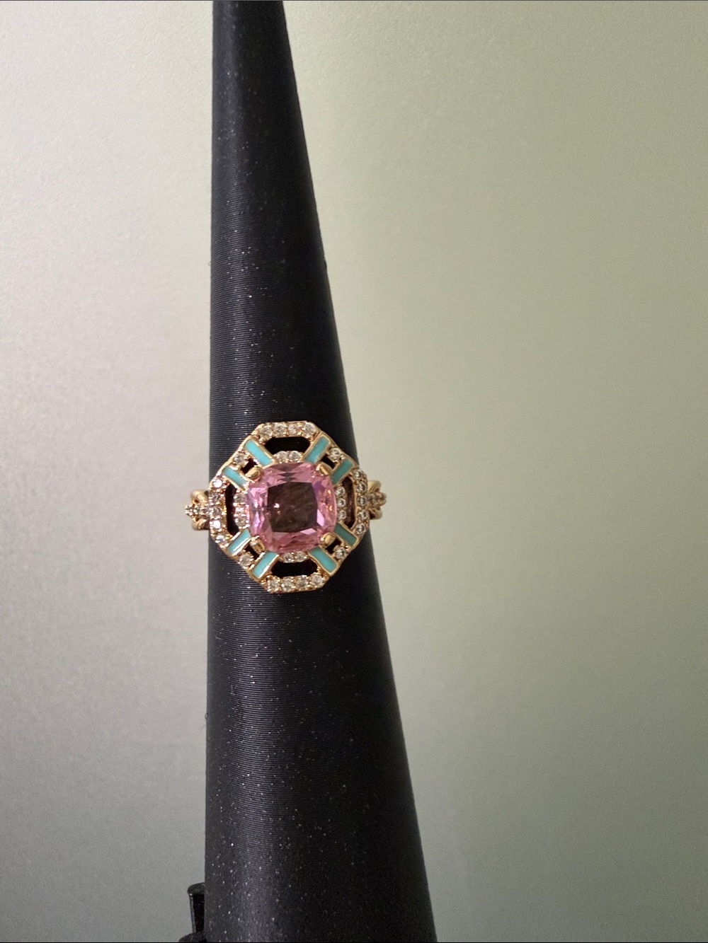 BP Beach Bombshell ring
